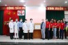 Tấm lòng vàng mùa dịch: CLB Phoenix Club ủng hộ TTYT huyện Tam Nông 12.000 khẩu trang